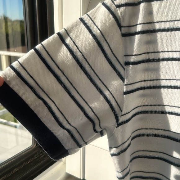 Lacoste white with blue pinstripes polo shirt. Men’s size 6. - Picture 6 of 6
